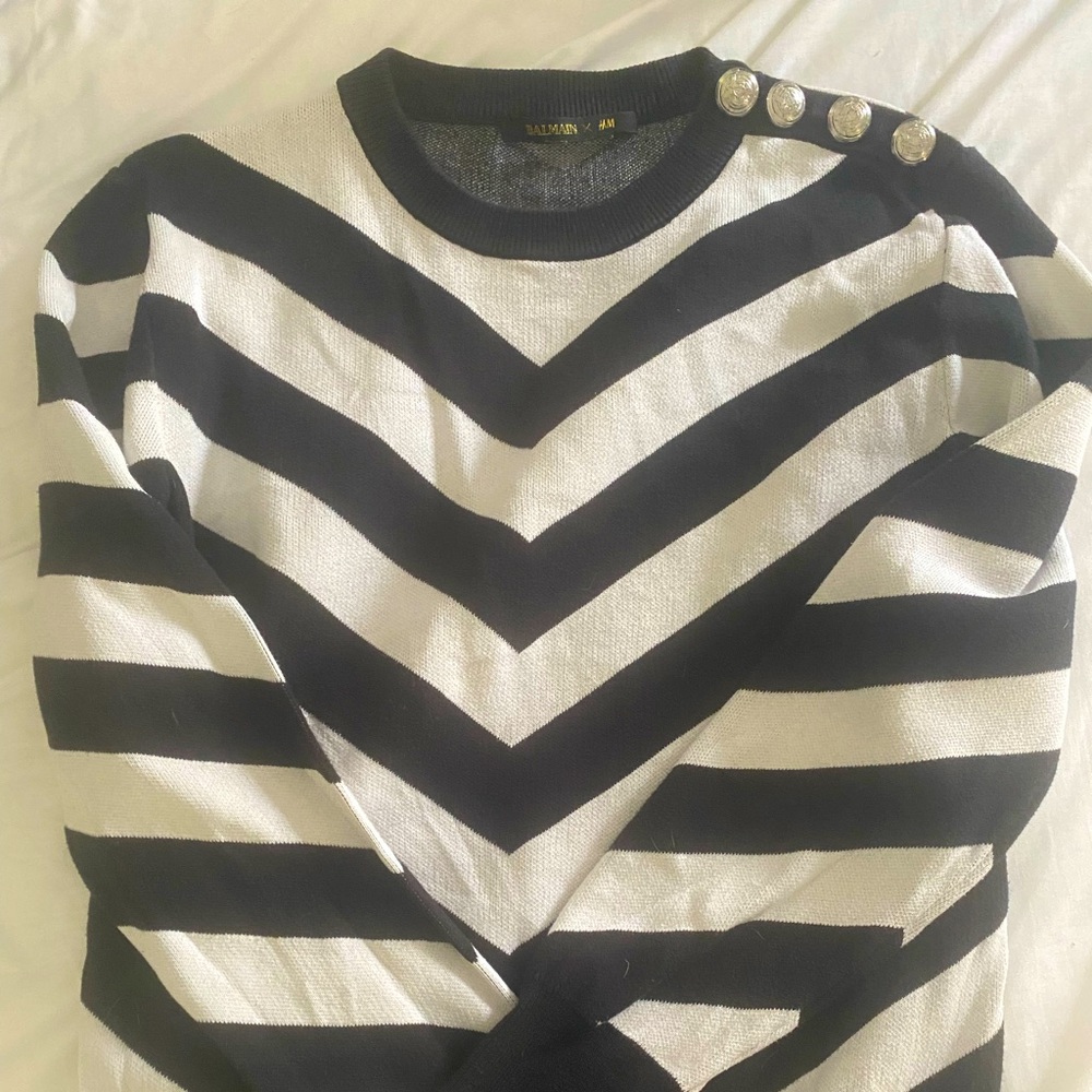 Balmain x H&M chevron men’s sweater